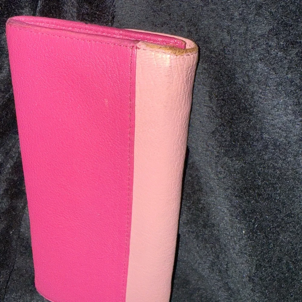 Miu Miu Pink Leather Wallet with Gold Logo - Picture 12 of 16